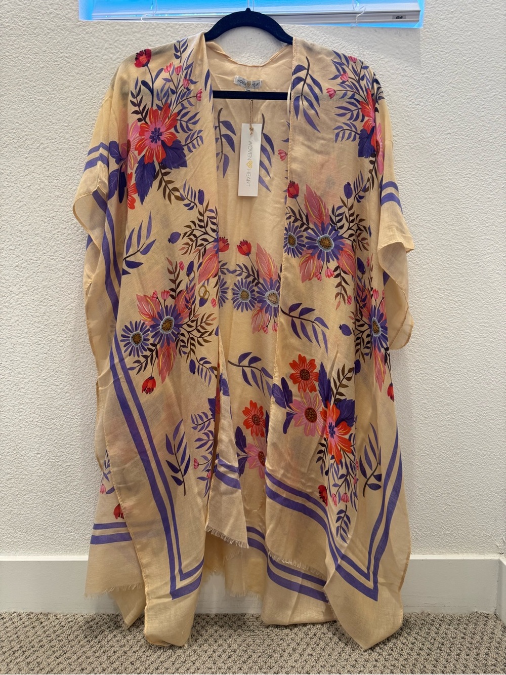 NWT Woven Heart floral print kimono cardigancover-up